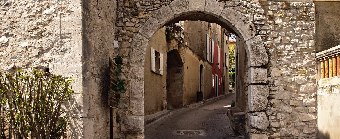 Povos com Encanto Le Castellet e Sanary