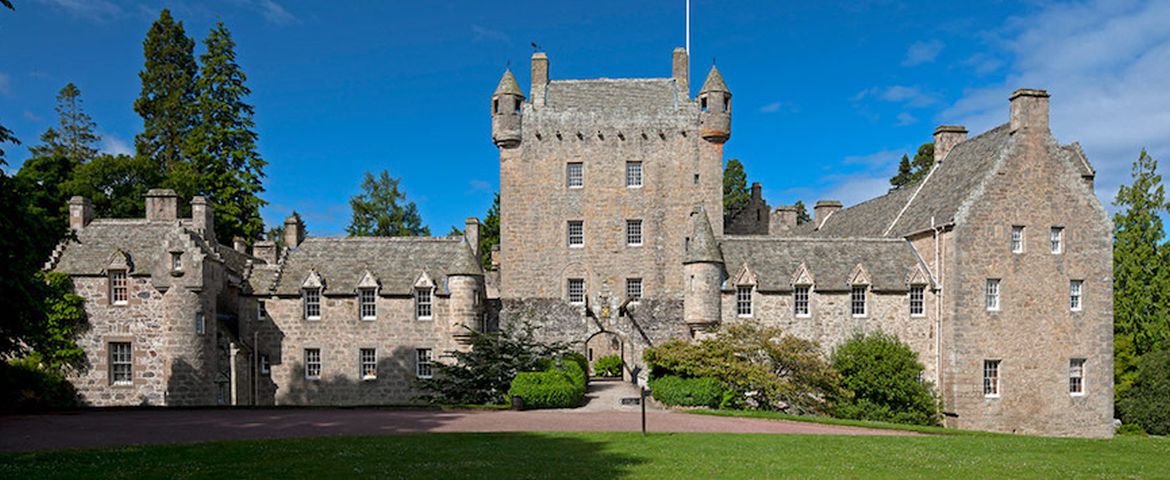 Inverness, Castelos e Mistérios