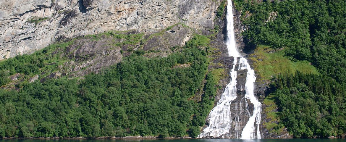 Hellesylt a Geiranger Via Glaciar Briksdal