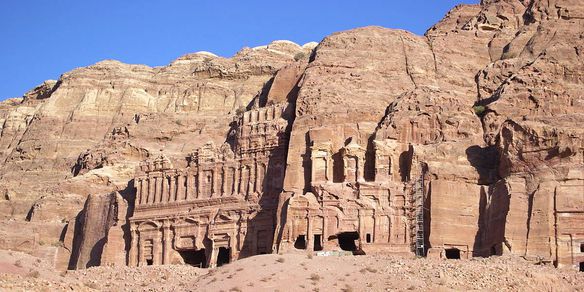 Aqaba Magnifica Petra